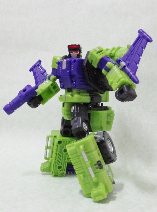 Tranformers Devastator TFC Hercules  (4 of 32)